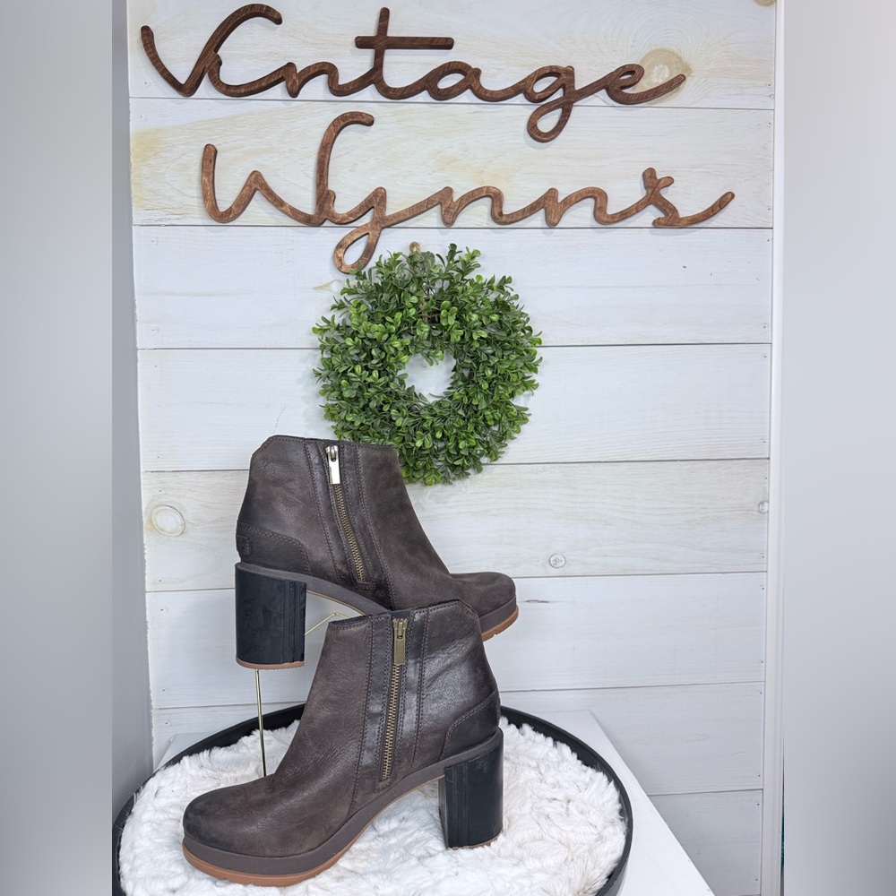Sorel Blake Waterproof Leather Ankle Booties Blackened Brown Size 10 EUC - Picture 2 of 8